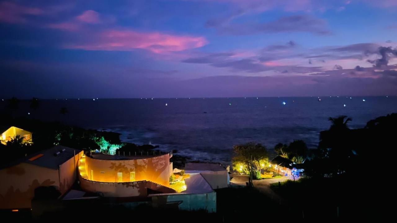 Mazarine Surf Suites Hiriketiya Dikwella Eksteriør bilde